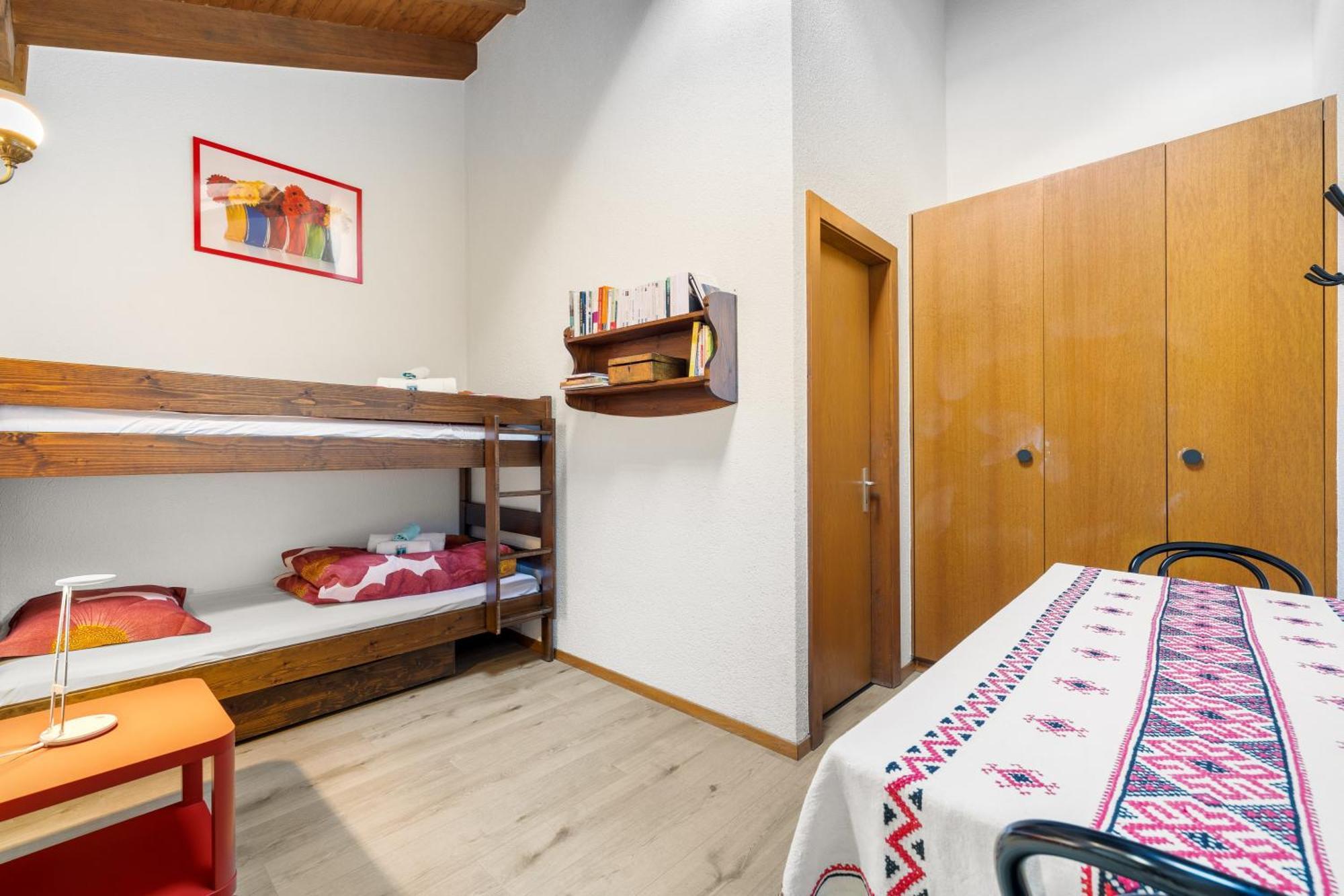 Duplex Cosy Aux Bains De Saillon Apartment Bagian luar foto